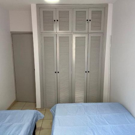 Apartamento 2 Guaruja Enseada 2 Dorm, 200M Praia Ed Carpentier Dış mekan fotoğraf